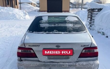Nissan Bluebird XI, 2000 год, 157 500 рублей, 4 фотография