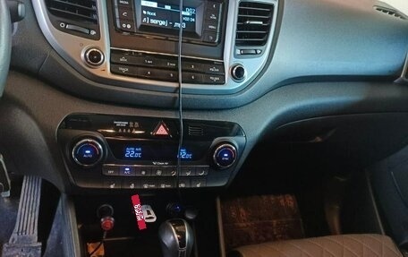 Hyundai Tucson III, 2016 год, 2 150 000 рублей, 11 фотография