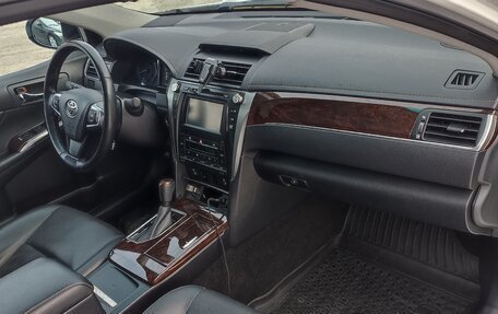 Toyota Camry, 2017 год, 2 650 000 рублей, 14 фотография