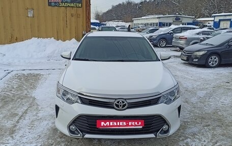 Toyota Camry, 2017 год, 2 650 000 рублей, 8 фотография