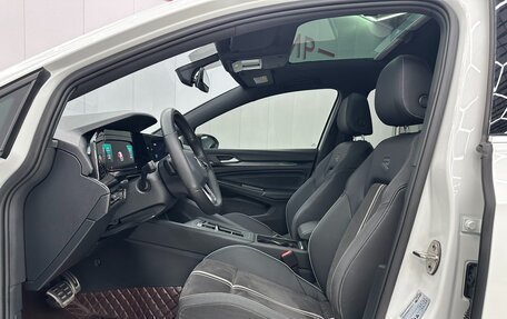 Volkswagen Golf VIII, 2023 год, 2 105 000 рублей, 2 фотография