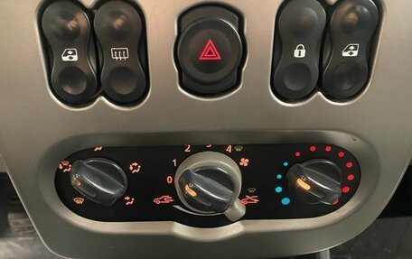 Renault Logan I, 2011 год, 389 000 рублей, 23 фотография