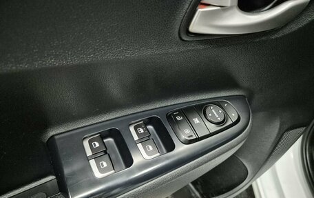 KIA Rio IV, 2020 год, 1 346 000 рублей, 17 фотография