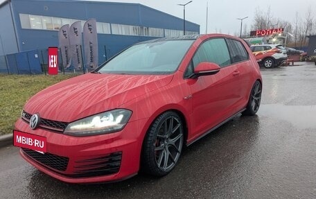 Volkswagen Golf GTI VII, 2014 год, 2 500 000 рублей, 2 фотография