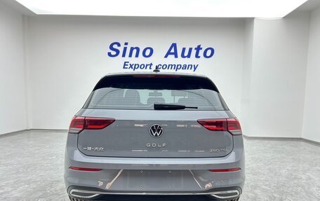 Volkswagen Golf VIII, 2021 год, 2 375 000 рублей, 5 фотография