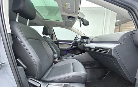 Volkswagen Golf VIII, 2021 год, 2 375 000 рублей, 11 фотография