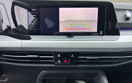 Volkswagen Golf VIII, 2021 год, 2 375 000 рублей, 18 фотография