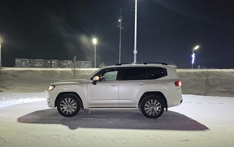 Toyota Land Cruiser, 2023 год, 12 500 000 рублей, 5 фотография