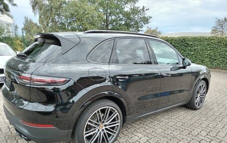 Porsche Cayenne III, 2019 год, 8 050 000 рублей, 2 фотография