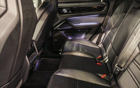 Porsche Cayenne III, 2019 год, 8 050 000 рублей, 9 фотография