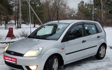 Ford Fiesta, 2003 год, 260 000 рублей, 3 фотография
