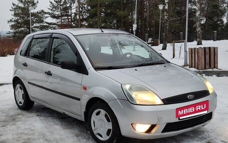 Ford Fiesta, 2003 год, 260 000 рублей, 6 фотография