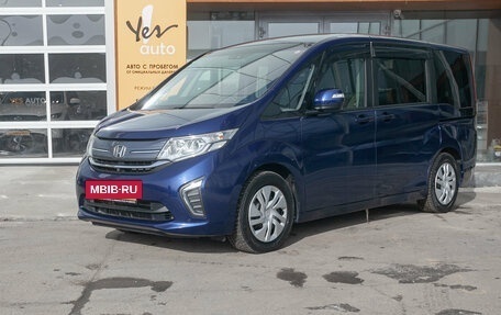 Honda Stepwgn IV, 2015 год, 1 698 000 рублей, 2 фотография