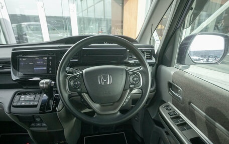 Honda Stepwgn IV, 2015 год, 1 698 000 рублей, 9 фотография