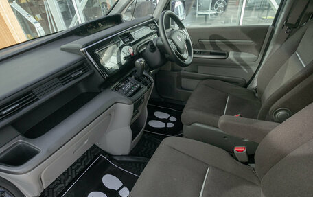 Honda Stepwgn IV, 2015 год, 1 698 000 рублей, 19 фотография