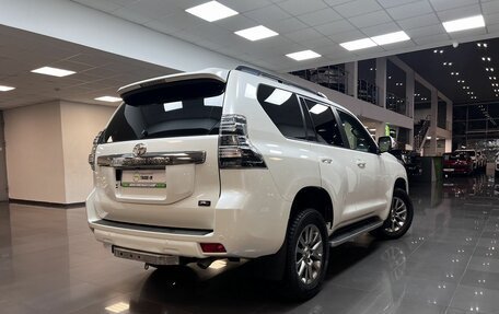 Toyota Land Cruiser Prado 150 рестайлинг 2, 2016 год, 3 695 000 рублей, 2 фотография