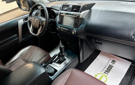 Toyota Land Cruiser Prado 150 рестайлинг 2, 2016 год, 3 695 000 рублей, 14 фотография