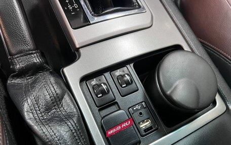 Toyota Land Cruiser Prado 150 рестайлинг 2, 2016 год, 3 695 000 рублей, 23 фотография