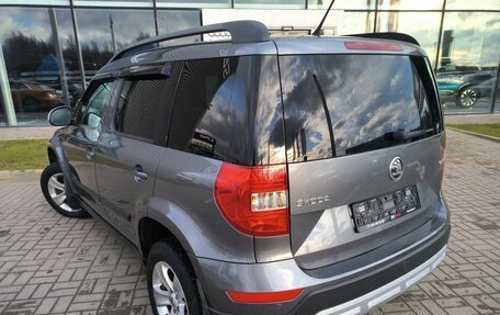 Skoda Yeti I рестайлинг, 2014 год, 1 170 000 рублей, 13 фотография