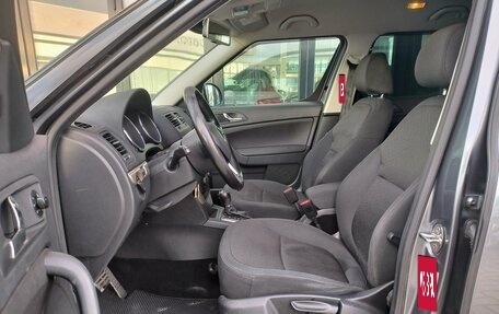 Skoda Yeti I рестайлинг, 2014 год, 1 170 000 рублей, 28 фотография