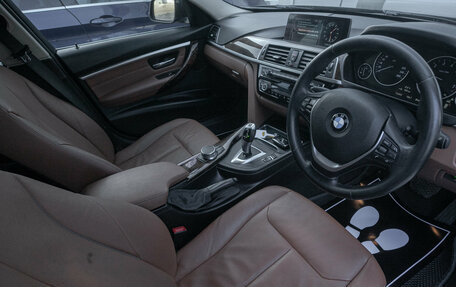 BMW 3 серия, 2016 год, 1 595 000 рублей, 12 фотография