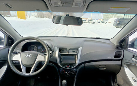 Hyundai Solaris II рестайлинг, 2014 год, 880 000 рублей, 17 фотография