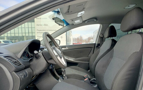 Hyundai Solaris II рестайлинг, 2014 год, 880 000 рублей, 20 фотография