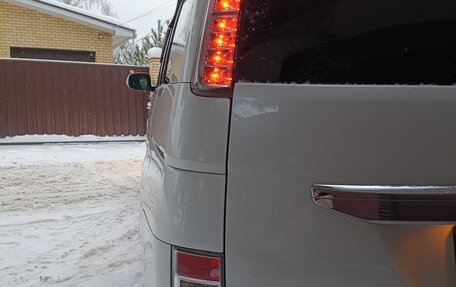 Toyota ISis I, 2012 год, 1 500 000 рублей, 3 фотография