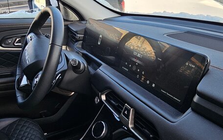 CheryExeed TXL, 2023 год, 2 300 000 рублей, 18 фотография