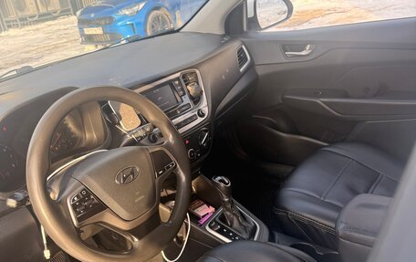 Hyundai Solaris II рестайлинг, 2018 год, 655 000 рублей, 6 фотография