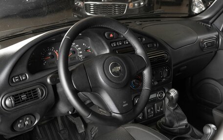 Chevrolet Niva I рестайлинг, 2017 год, 698 500 рублей, 5 фотография