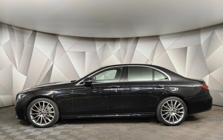 Mercedes-Benz E-Класс, 2022 год, 6 200 000 рублей, 5 фотография