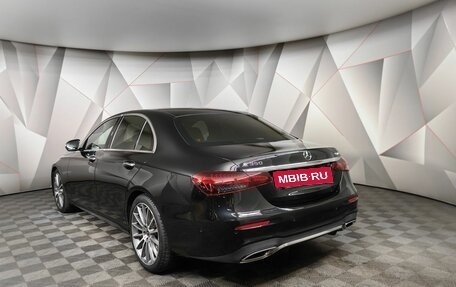 Mercedes-Benz E-Класс, 2022 год, 6 200 000 рублей, 4 фотография