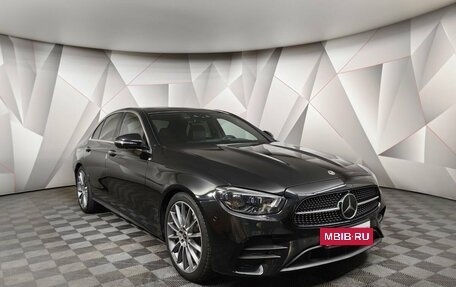 Mercedes-Benz E-Класс, 2022 год, 6 200 000 рублей, 3 фотография