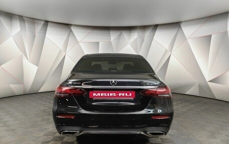 Mercedes-Benz E-Класс, 2022 год, 6 200 000 рублей, 8 фотография