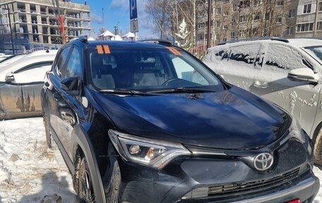 Toyota RAV4, 2018 год, 2 200 000 рублей, 1 фотография