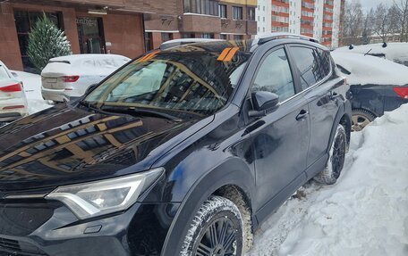 Toyota RAV4, 2018 год, 2 200 000 рублей, 6 фотография