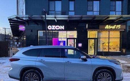 Toyota Highlander, 2021 год, 5 250 000 рублей, 5 фотография