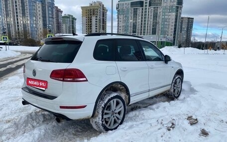 Volkswagen Touareg III, 2012 год, 2 090 000 рублей, 3 фотография