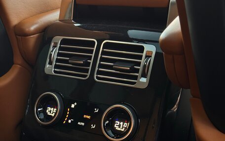 Land Rover Range Rover IV рестайлинг, 2018 год, 7 100 000 рублей, 14 фотография