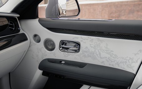 Rolls-Royce Ghost Series II рестайлинг, 2026 год, 66 000 000 рублей, 29 фотография