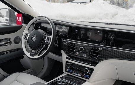 Rolls-Royce Ghost Series II рестайлинг, 2026 год, 66 000 000 рублей, 28 фотография