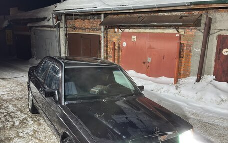 Mercedes-Benz 190 (W201), 1985 год, 249 000 рублей, 2 фотография