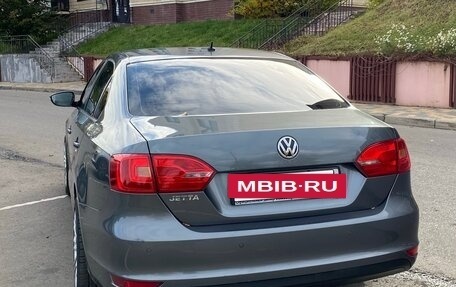 Volkswagen Jetta VI, 2013 год, 990 000 рублей, 5 фотография