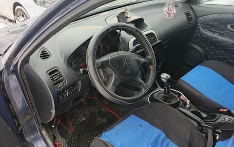 Mitsubishi Carisma I, 2002 год, 200 000 рублей, 11 фотография