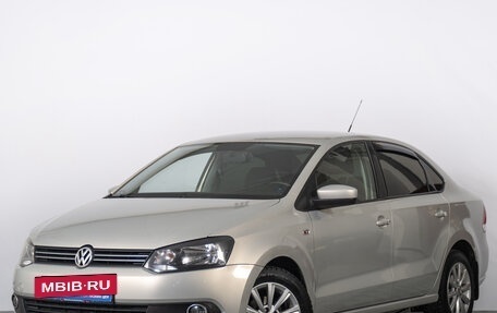 Volkswagen Polo VI (EU Market), 2011 год, 799 000 рублей, 2 фотография
