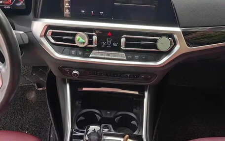 BMW 3 серия, 2021 год, 1 949 000 рублей, 12 фотография