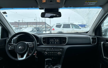 KIA Sportage IV рестайлинг, 2020 год, 2 470 000 рублей, 2 фотография