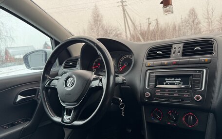 Volkswagen Polo VI (EU Market), 2017 год, 1 050 000 рублей, 29 фотография