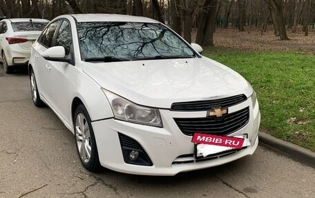 Chevrolet Cruze II, 2013 год, 800 000 рублей, 17 фотография